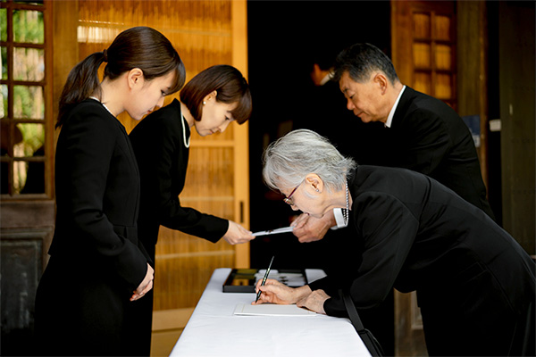 一日葬プランの場合｜想定される範囲：ご家族・ご親族・親しい友人